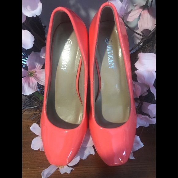 👠Delicacy Coral Heels👠 - Picture 2 of 5
